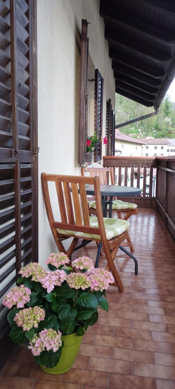 Apartamento Hisa Lescer Kobarid Exterior foto